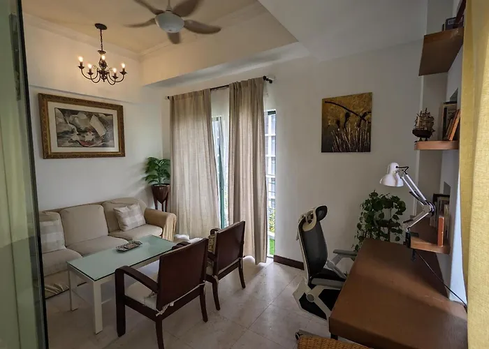 The Peninsula Residence